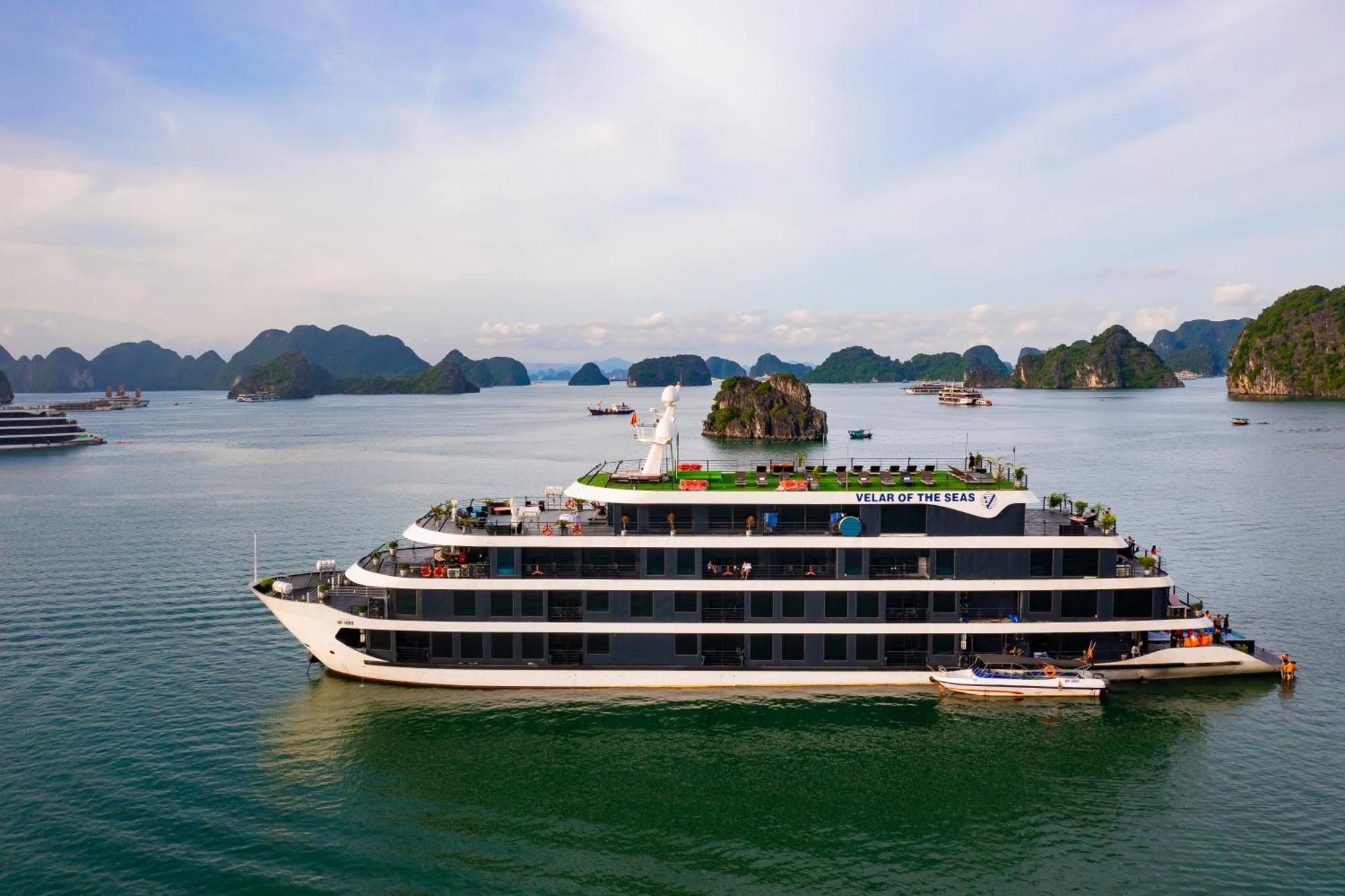 Velar Of The Sea Hotel Ha Long Exterior photo